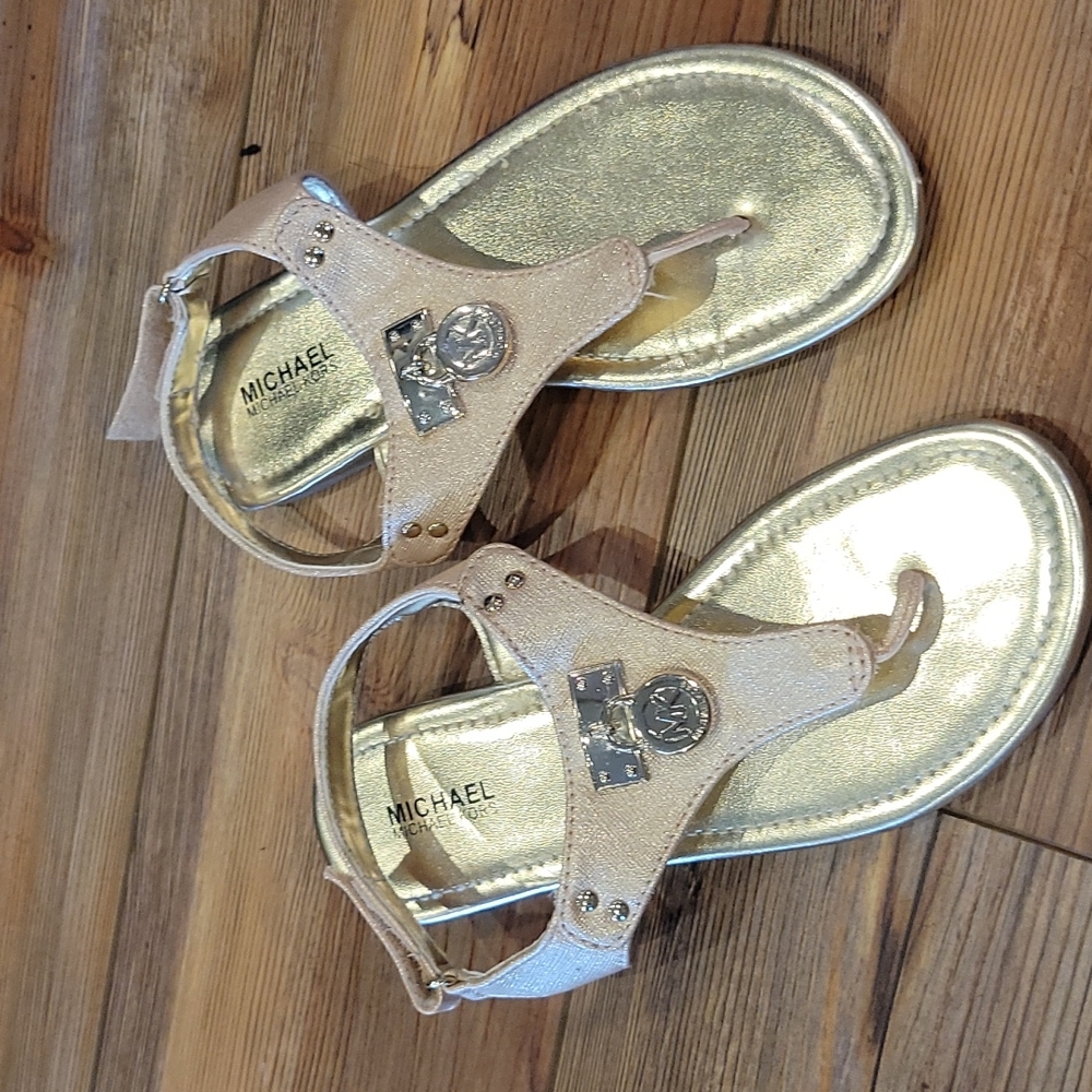 Michael kors sz 2 sandals
